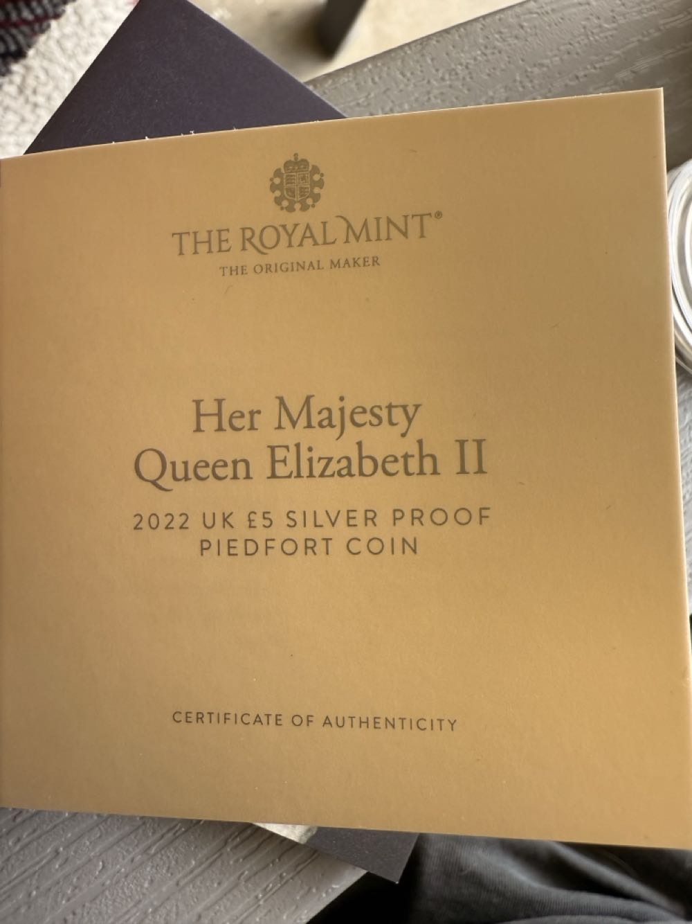 Royal Mint UK 2022 Her Majesty Queen Elizabeth II Pierrot Silver  coin collectible [Barcode 5026177600909] - Main Image 3