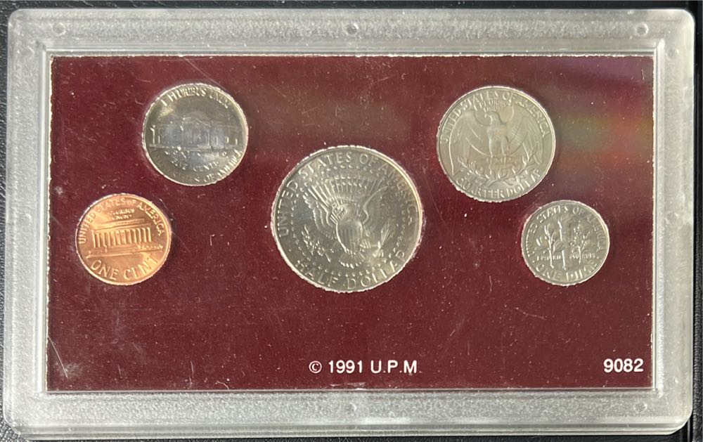 1992 A Year to Remember  coin collectible - Main Image 2