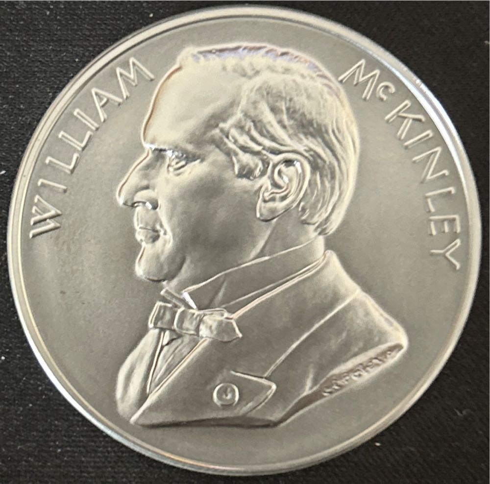 The Savage Dragon Vs The Savage Megaton Man