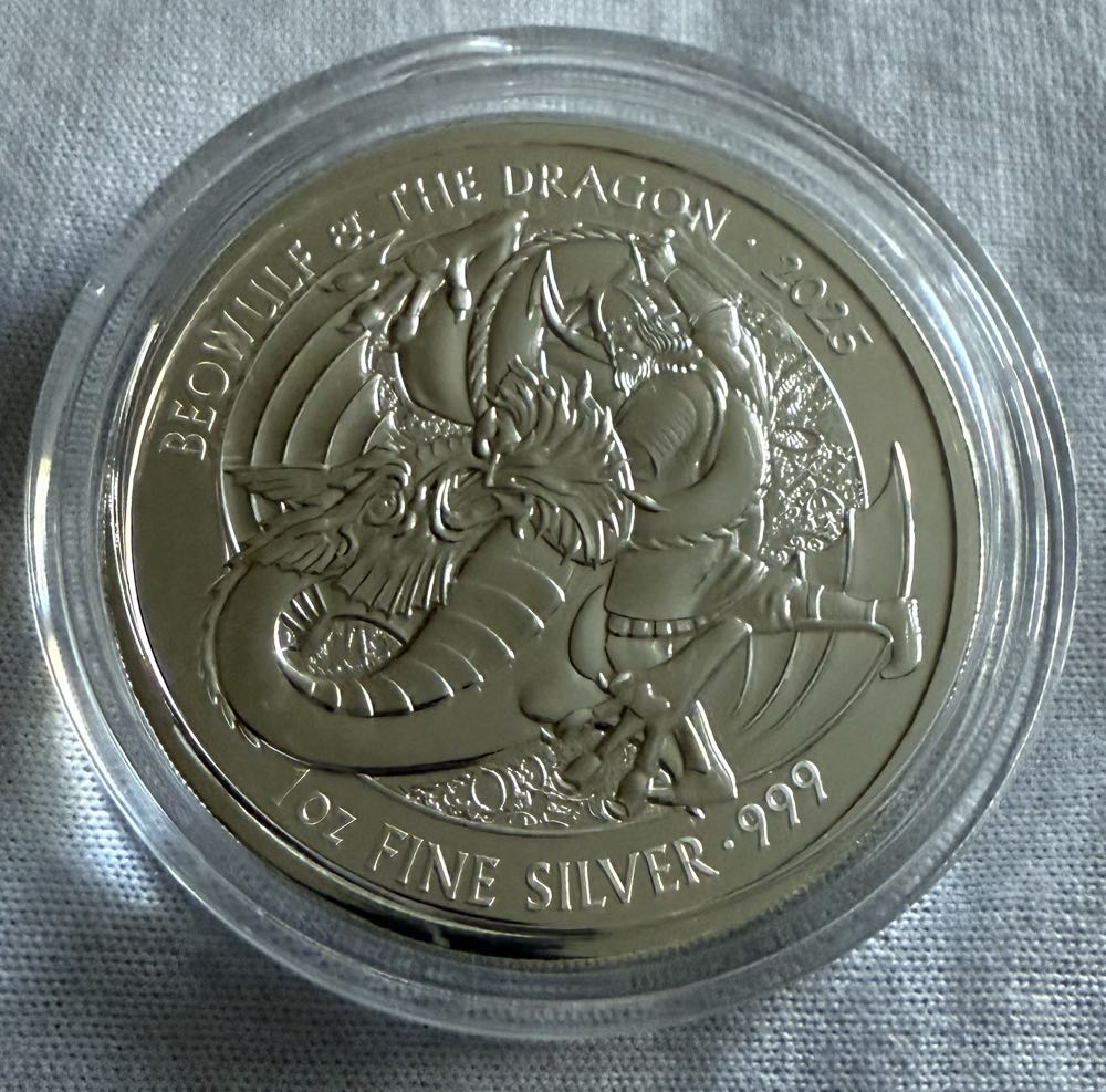Myths and Legends - Beowulf and Dragon  coin collectible - Main Image 3