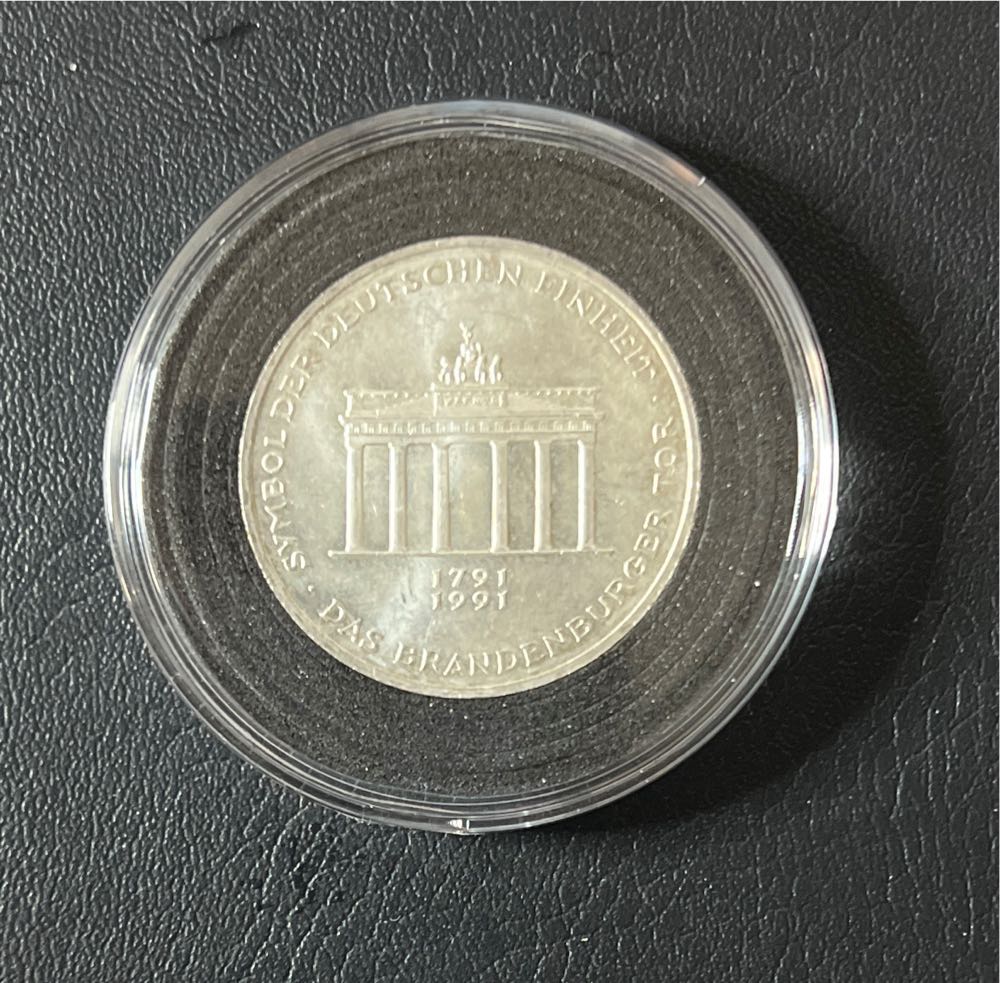 Morgan Silver Dollar Proof S 2025