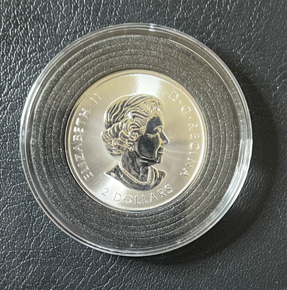 2018 INAUGURAL RELEASE .50 oz. Canada POLAR BEAR .9999 Silver Coin ELIZABETH II  coin collectible - Main Image 2