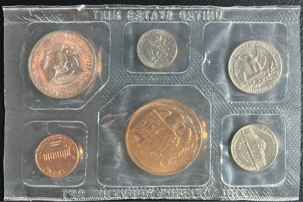 1973 United States Special Mint Set  coin collectible - Main Image 2