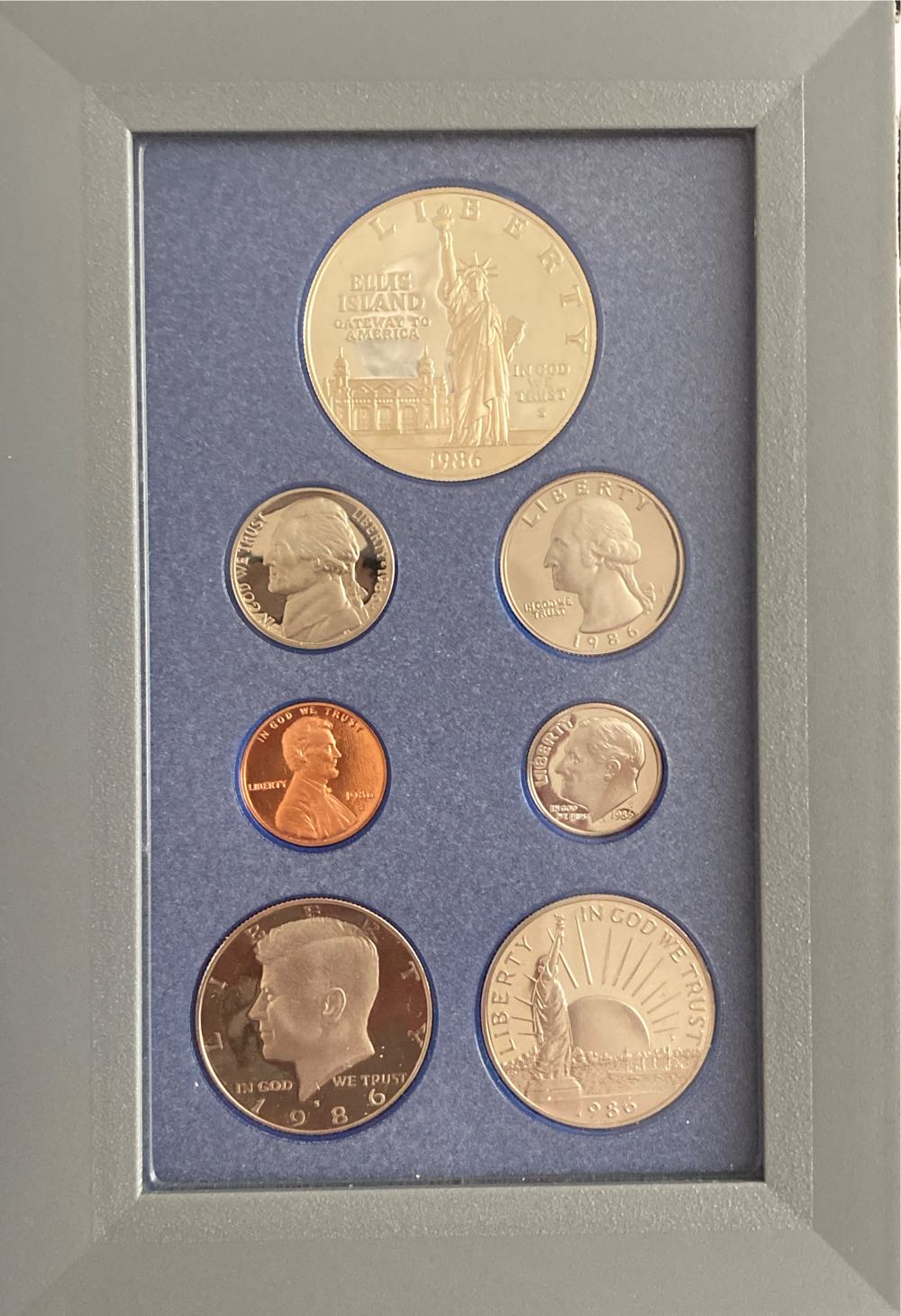 United States 1986 Prestige Set  coin collectible - Main Image 4