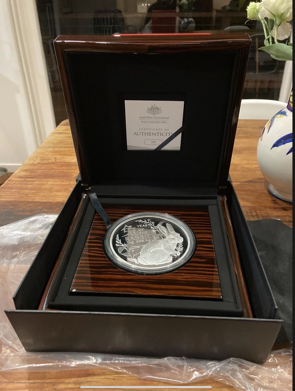 Lunar Year of the Rabbit $30 1kg Silver 2023  coin collectible [Barcode 9314688111608] - Main Image 2