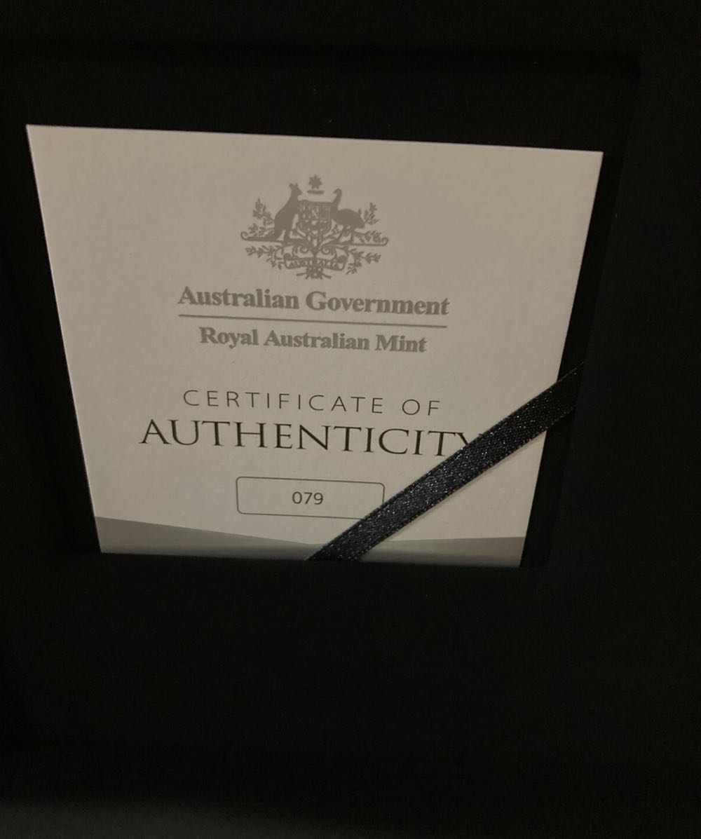 Lunar Year of the Rabbit $30 1kg Silver 2023  coin collectible [Barcode 9314688111608] - Main Image 3