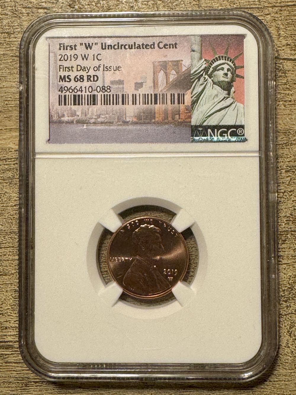 $10 2oz Silver Maple Leaf Tribute To 30 Years