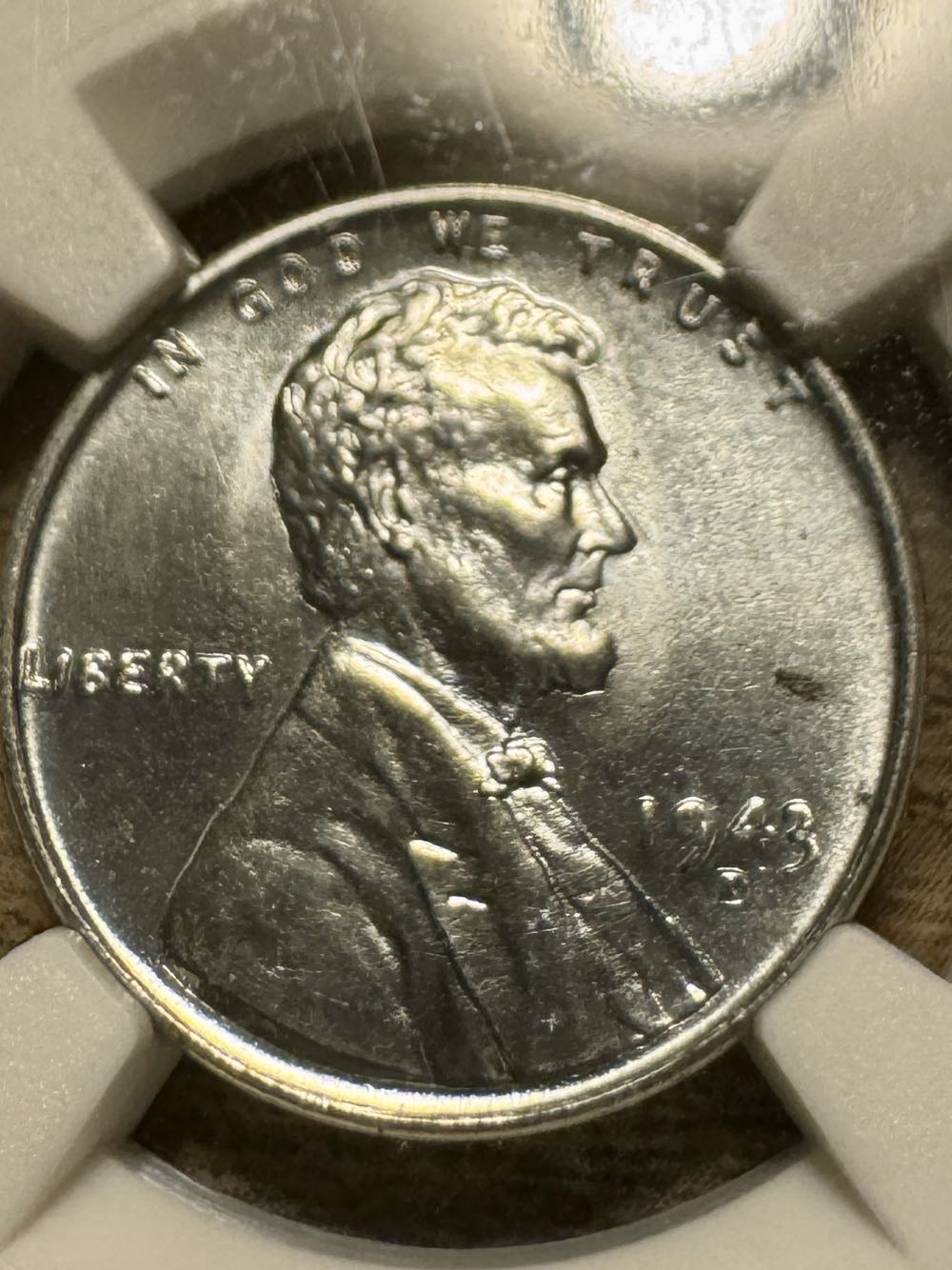 Lincoln Wheat Cent - 1943 D  coin collectible - Main Image 3