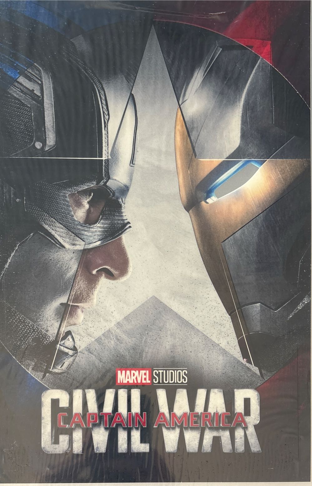 Marvel Studios - Captain America Civil War - Silver Foil  coin collectible [Barcode 726436519724] - Main Image 3