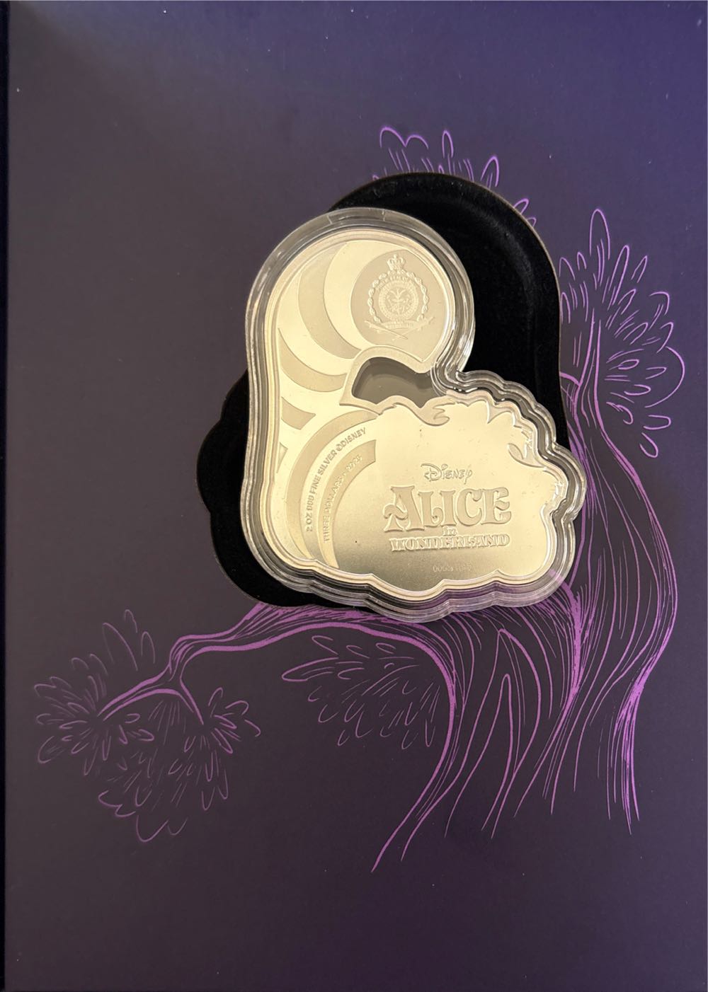 Alice In Wonderland - Cheshire Cat  coin collectible [Barcode 781005926860] - Main Image 4