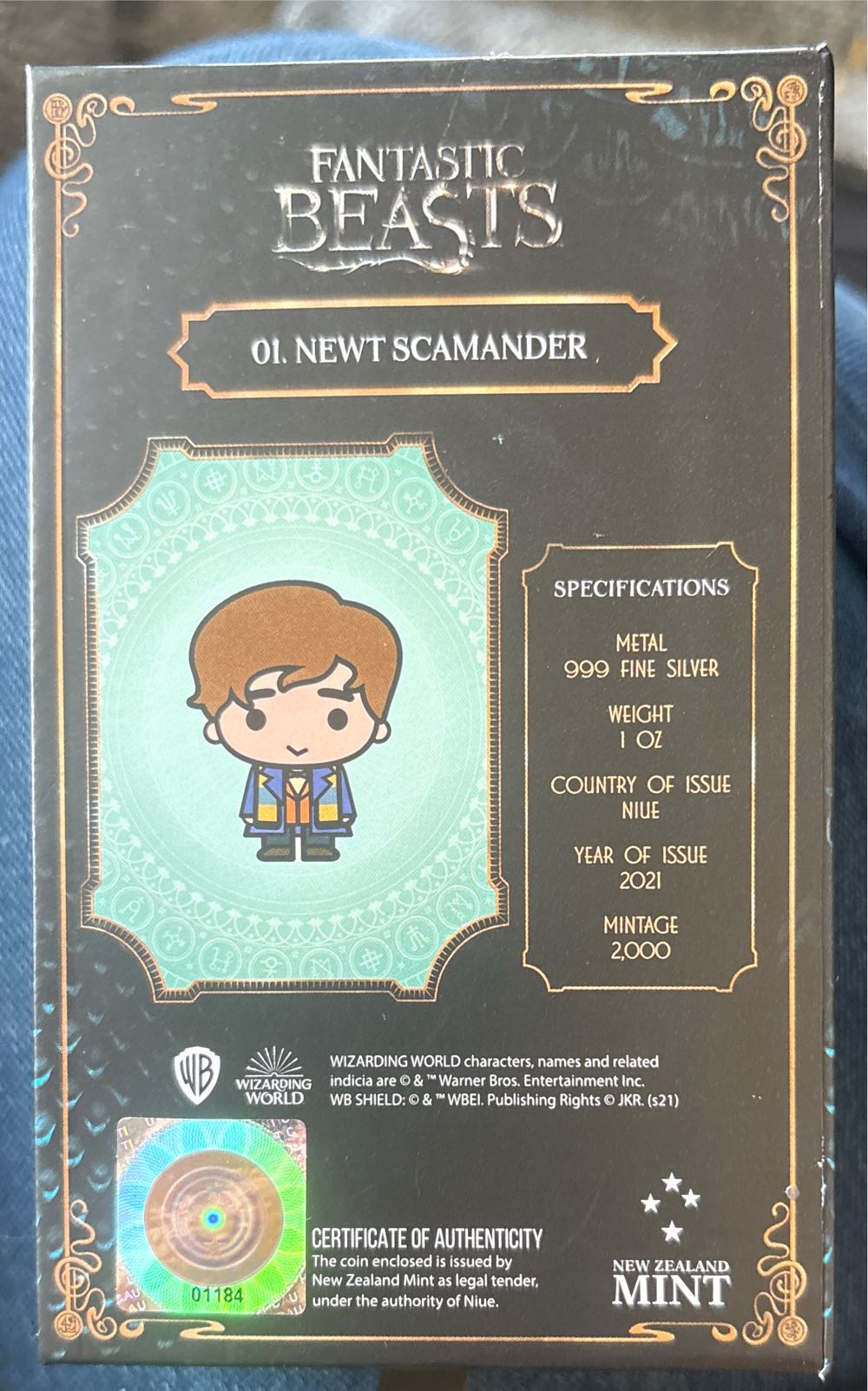 Fantastic Beasts - 02. Albus Dumbledore Chibi  coin collectible - Main Image 2