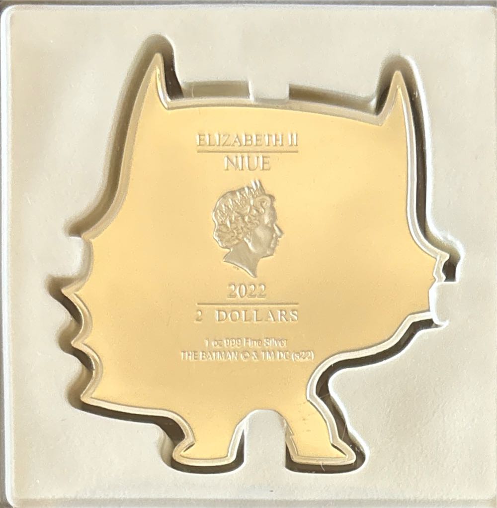 DC - The Batman  - Batman Mega Chibi  coin collectible - Main Image 4