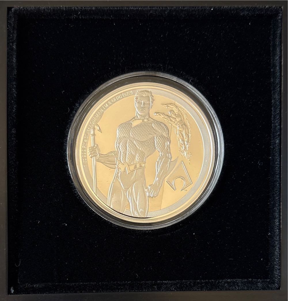 DC - Aquaman Classic  coin collectible - Main Image 3