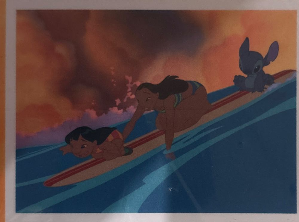 Disney Stitch Silver Surf’s Up  coin collectible [Barcode 726436176132] - Main Image 4