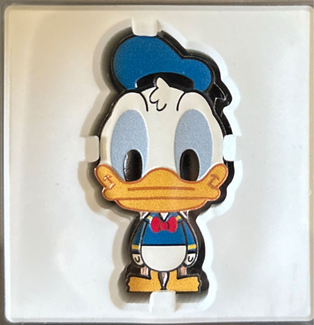 Disney - 04. Donald Duck Chibi  coin collectible - Main Image 3