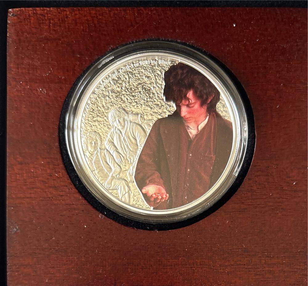Lord Of The Rings - Frodo Baggins Coin  coin collectible - Main Image 3