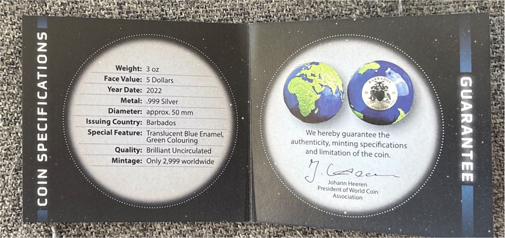 Planet Earth  coin collectible - Main Image 4