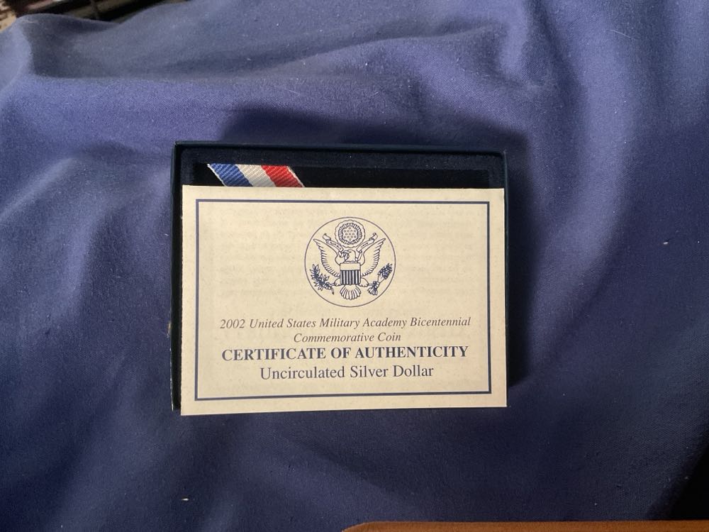 2002 US Mint - US Military Academy Uncirculated Bicentennial Commemorative Coin  coin collectible - Main Image 3