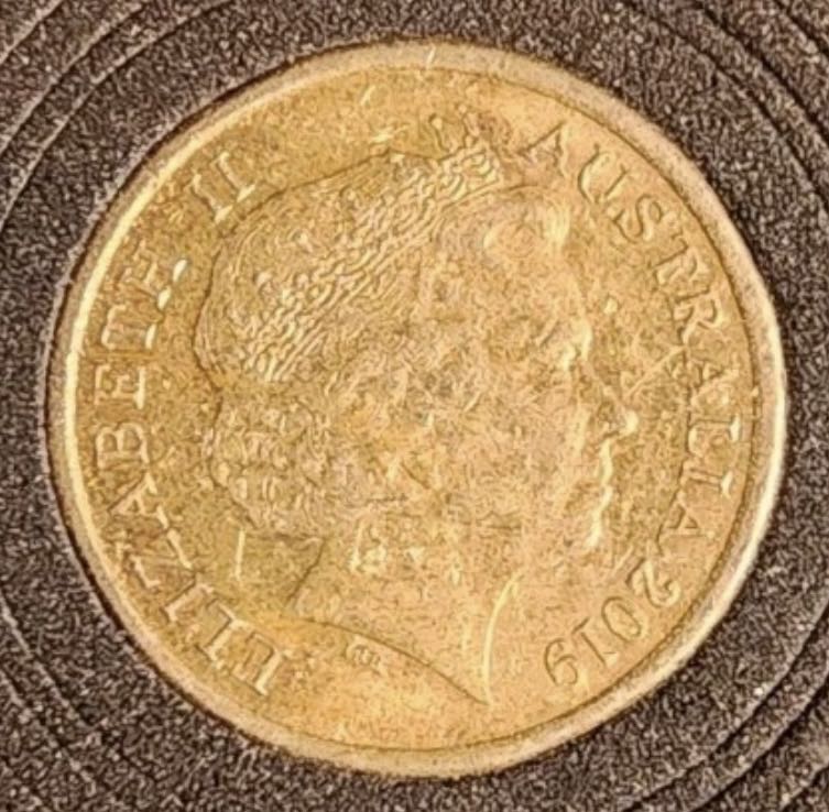 2019 $2 Squiggle Gus - NO COLOUR ERROR  coin collectible - Main Image 2