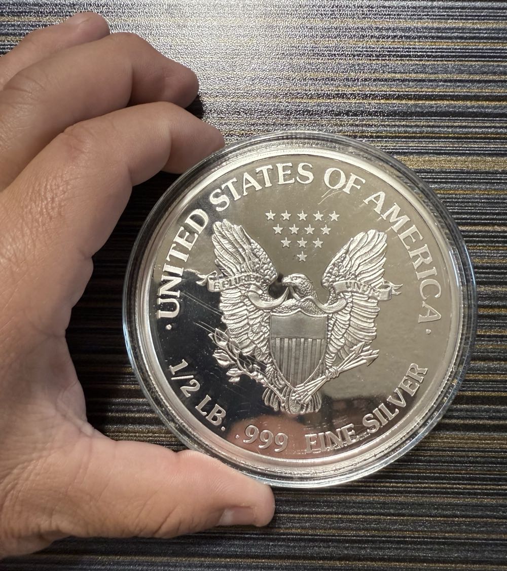 Silver 1/2 lb (8 ozt) Round Bullion 1994 Walking Liberty Coin No 0229  coin collectible - Main Image 3