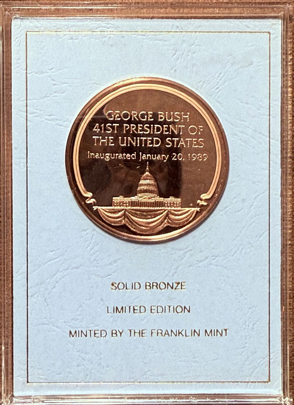 Commerative 1989 Presidential Inauguration Brass Coin (Franklin Mint)  coin collectible - Main Image 3