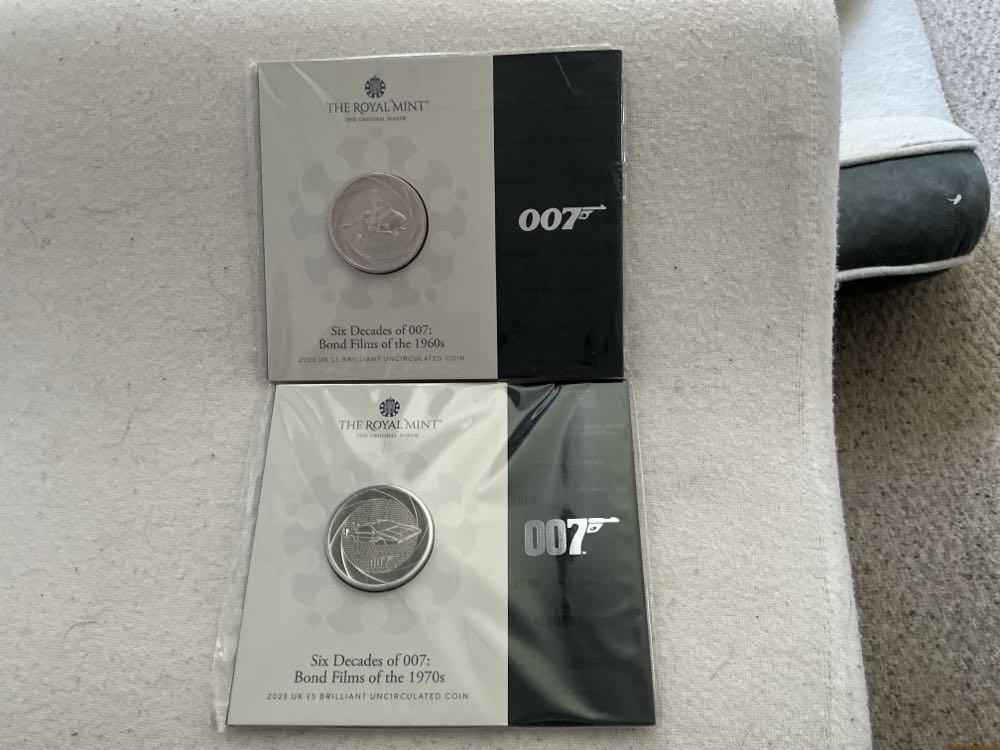 James Bond - Six Decades Of 007 Collection  coin collectible [Barcode 5026177682332] - Main Image 2