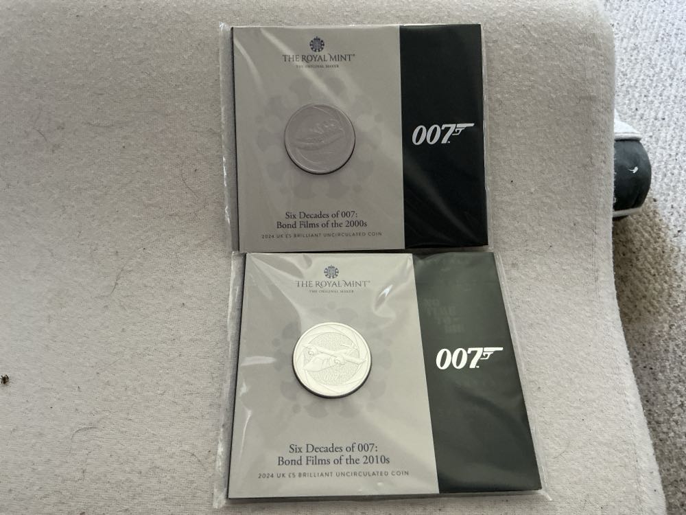 James Bond - Six Decades Of 007 Collection  coin collectible [Barcode 5026177682332] - Main Image 4