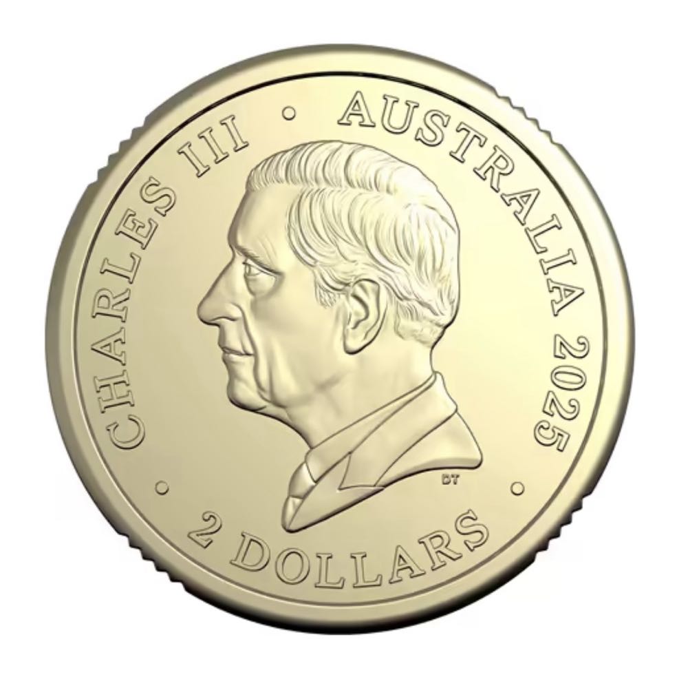 $2 (2025) “C” Poppy Wreath; 80 YEARS ON Remembering The Second World War  coin collectible [Barcode 9314688116580] - Main Image 3