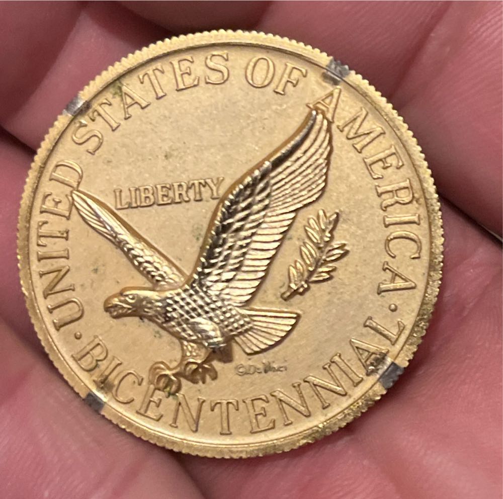 1976 United States of America Liberty Bell 1776-1976 Bicenntenial Token  coin collectible - Main Image 2