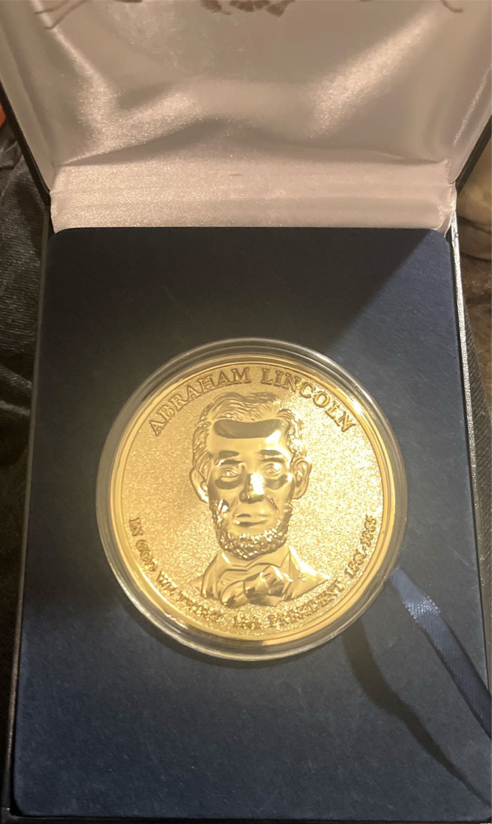 U.S. Mint Abraham Lincoln Large Medal  coin collectible - Main Image 2
