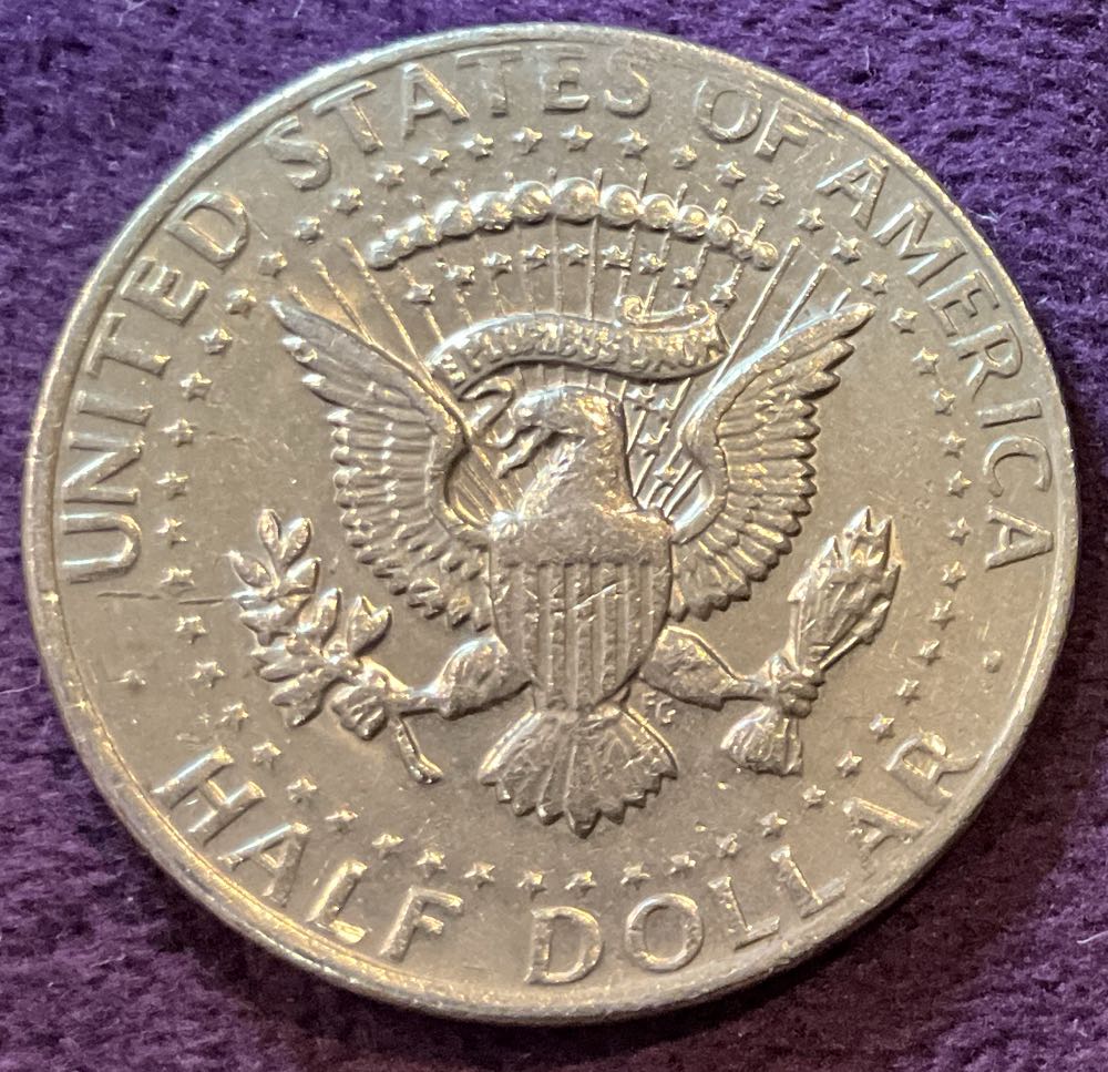 Half Dollar JFK 1972 D 15  coin collectible - Main Image 4