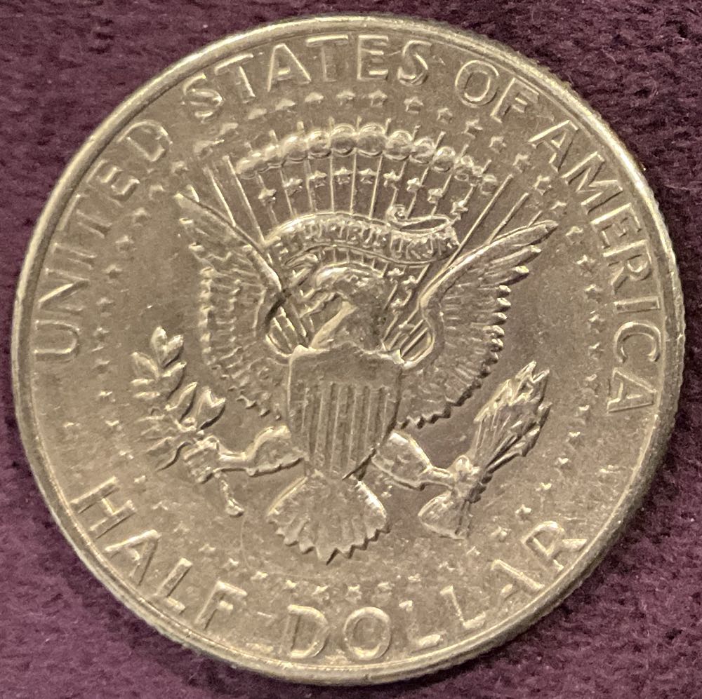 Half Dollar JFK 1972 D 17  coin collectible - Main Image 4