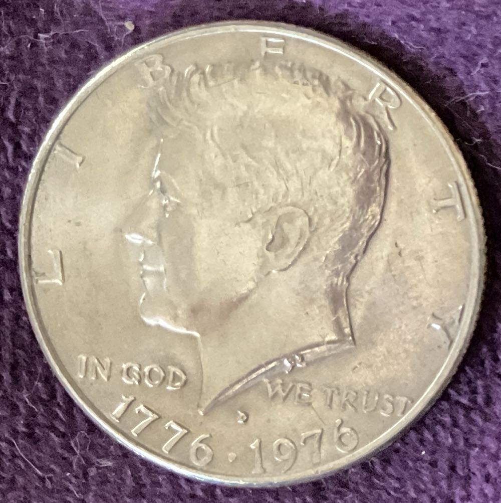 Half Dollar JFK 1976 D Bi-Centennial 9  coin collectible - Main Image 3