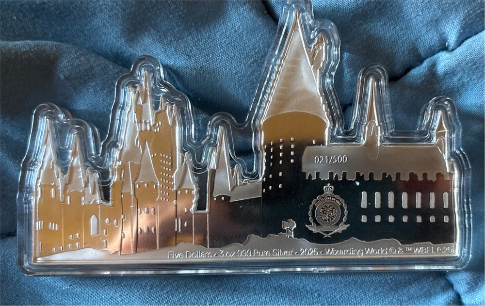 Harry Potter - Hogwarts Castle  coin collectible - Main Image 4