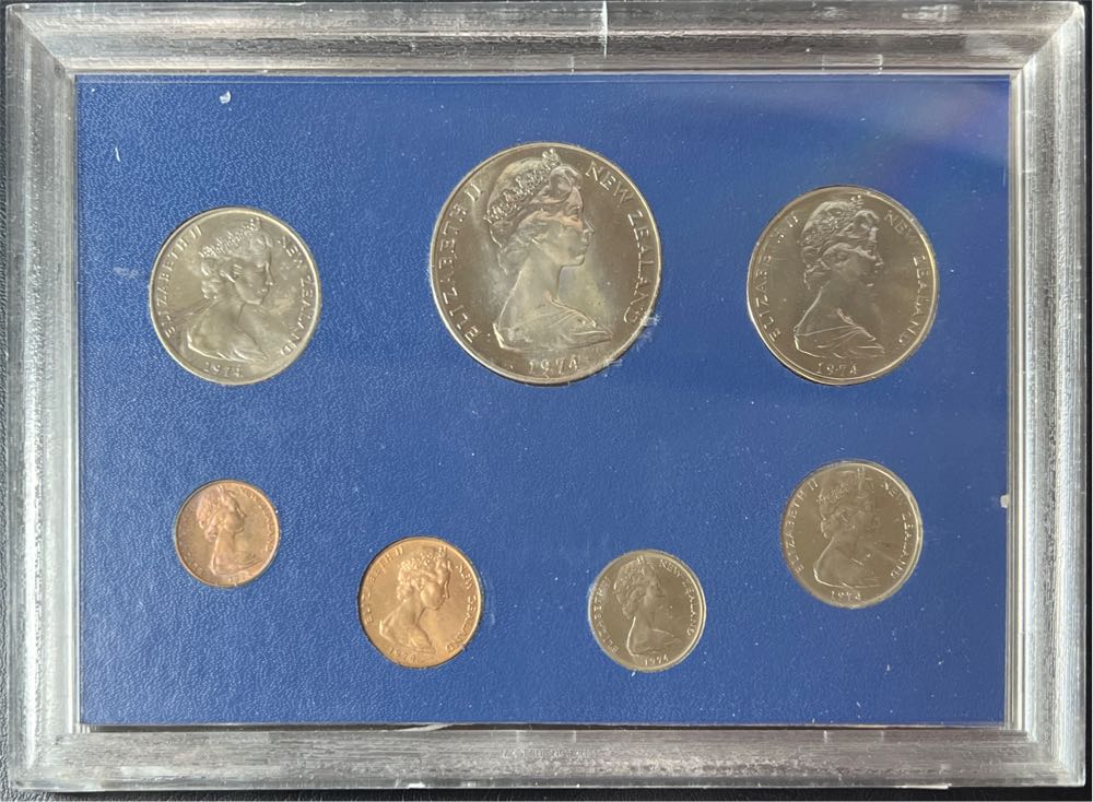 1974 Coins of New Zealand  coin collectible - Main Image 2