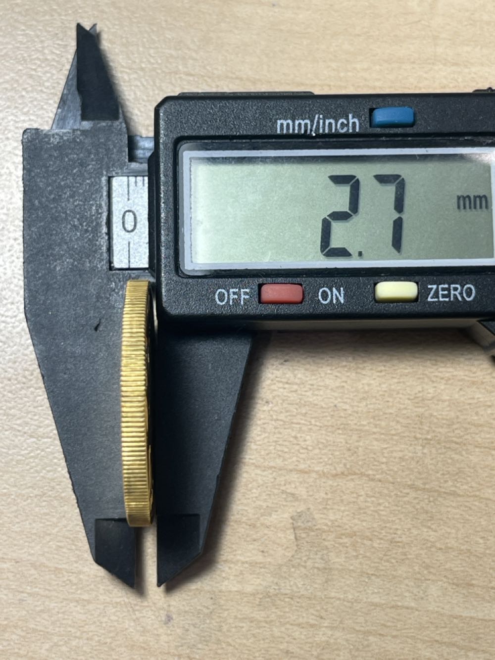 Canadian Maple Gold Coin 24KT 999.9% Gold 1 OZ  coin collectible - Main Image 4