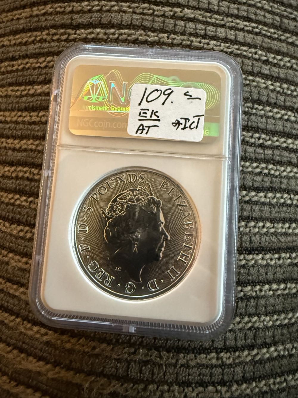 Tudor Beasts 2022 MS 70  coin collectible [Barcode 55303970006549365055] - Main Image 2