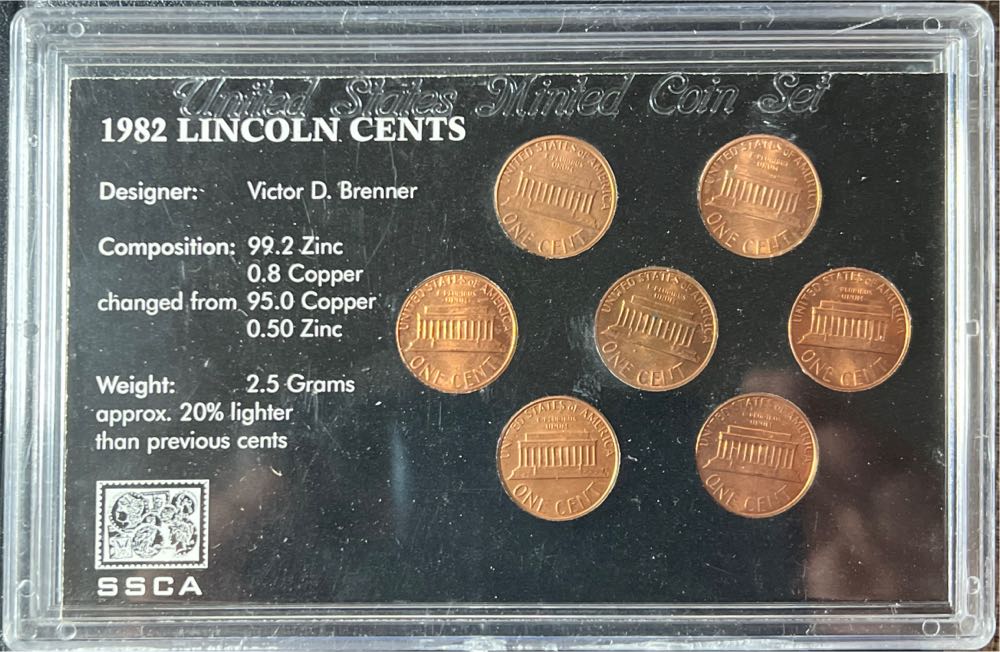 1982 Lincoln Memorial Cent / Penny Collection United States Minted Coin Set  coin collectible - Main Image 2