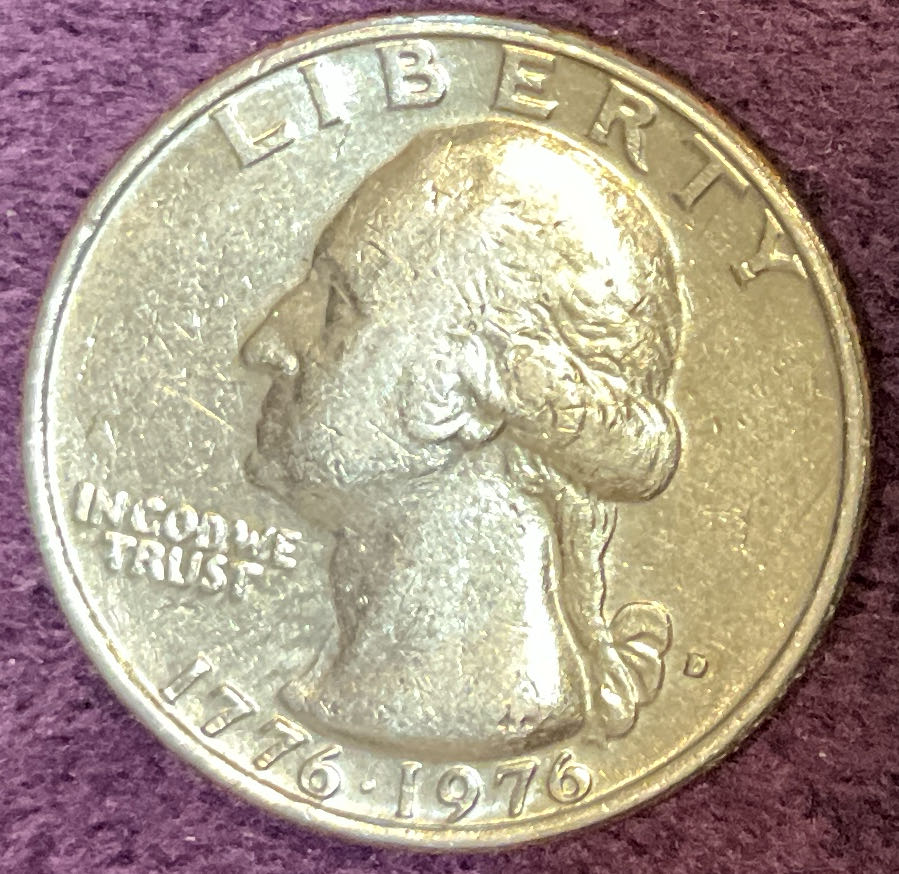 2018 Peregrine Falcon And Raven £1 (2)