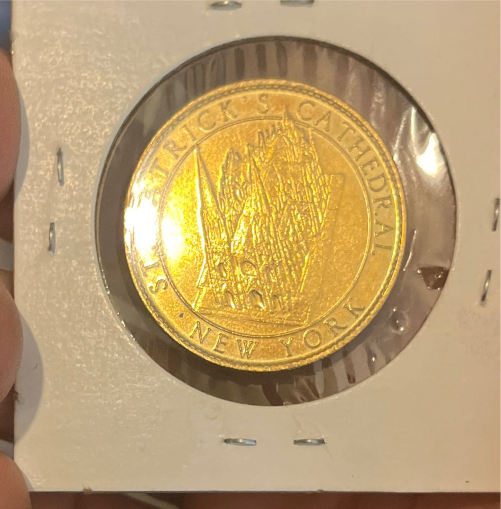 St. Patricks Cathedral New York Token  coin collectible - Main Image 2
