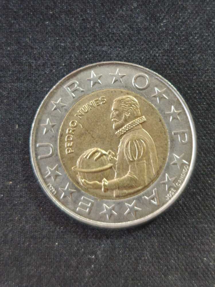 100 Escudos  coin collectible - Main Image 2