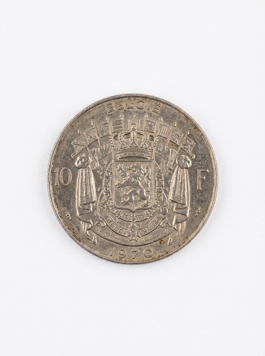 2024 Wildlife Crossbill 10p