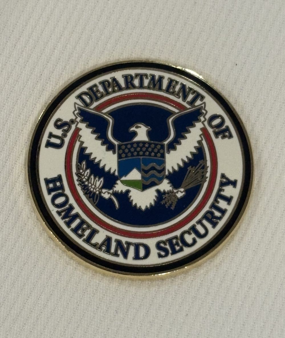 HSI BEST Gold  coin collectible - Main Image 2