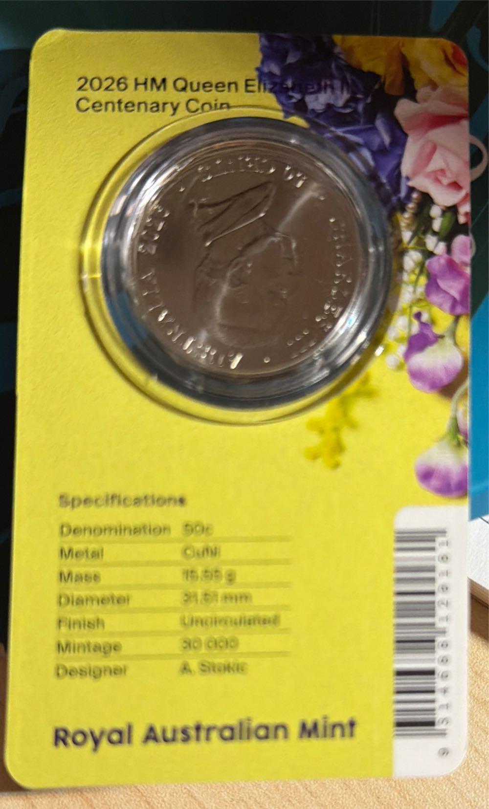 Queen Elizabeth II Centenary Coin  coin collectible [Barcode 9314688120181] - Main Image 2