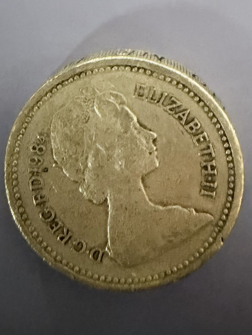 Elizabeth II: One Pound  coin collectible - Main Image 2