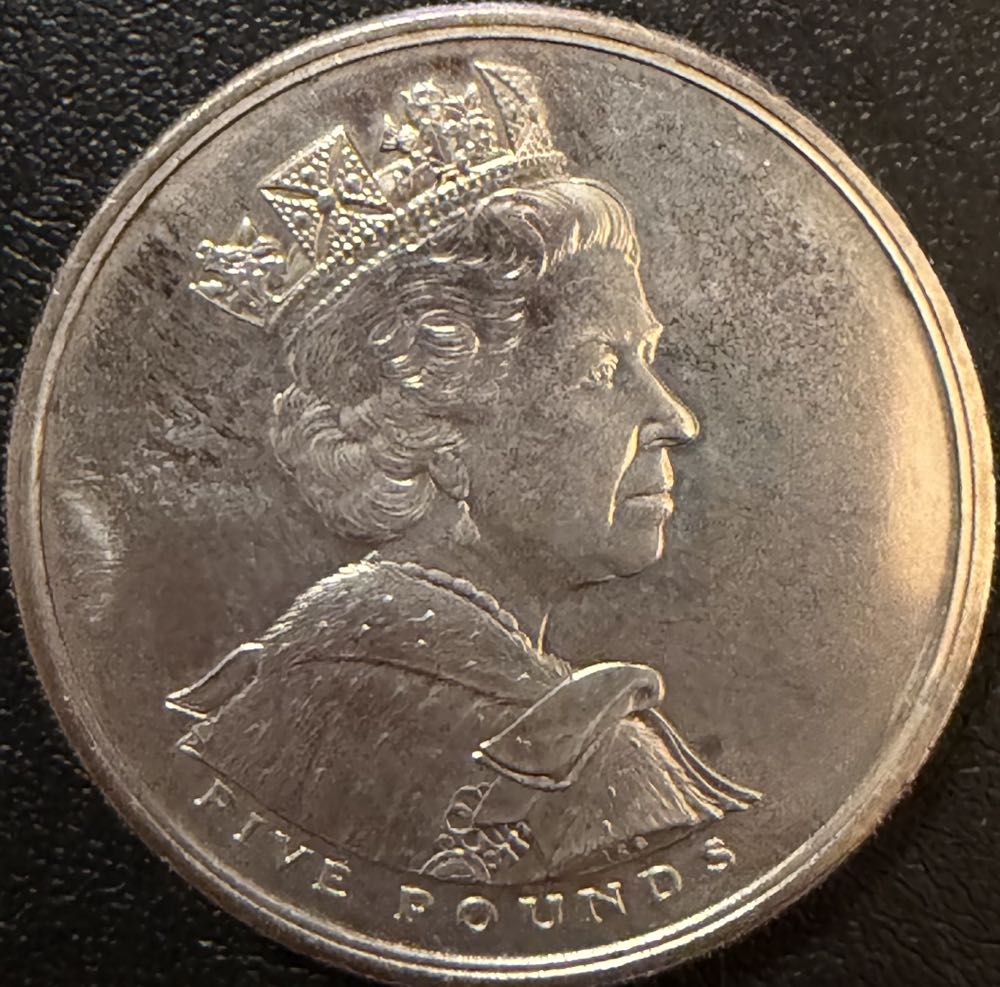 2002 Queens Golden Jubilee £5  coin collectible - Main Image 2