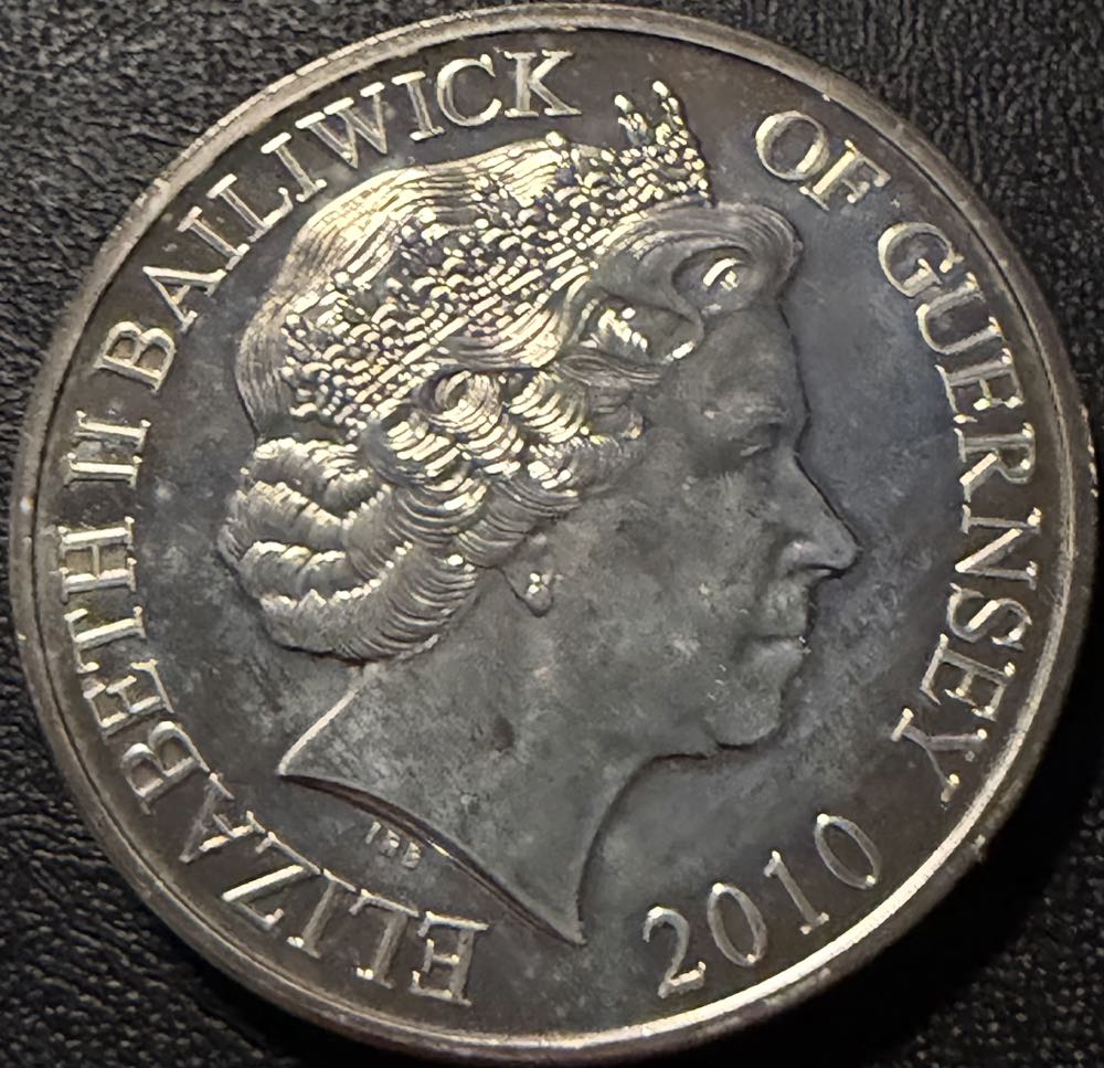2010  Florence Nightingale £5  coin collectible - Main Image 2