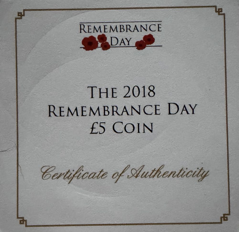 2018 Rememberance Day £5  coin collectible - Main Image 3