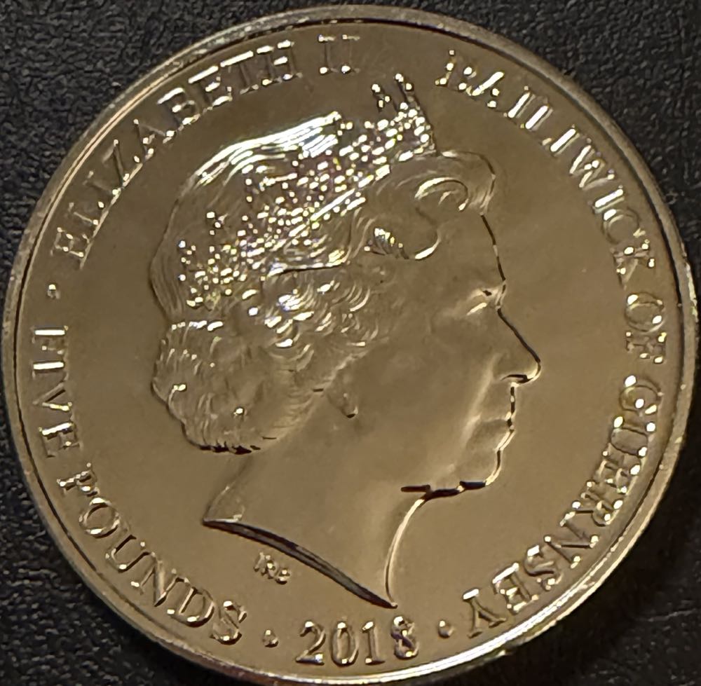 2018 Rememberance Day £5  coin collectible - Main Image 2