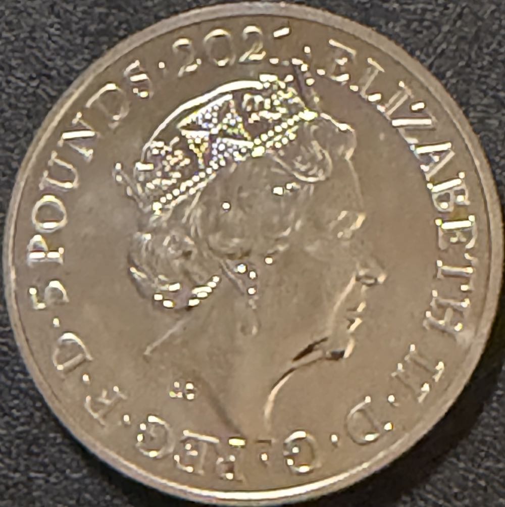 2021 Mr Men - Little Miss £5  coin collectible - Main Image 2